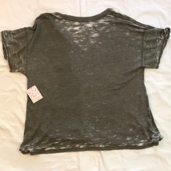 NWT Free People V-neck Tee - Picture 3 of 3